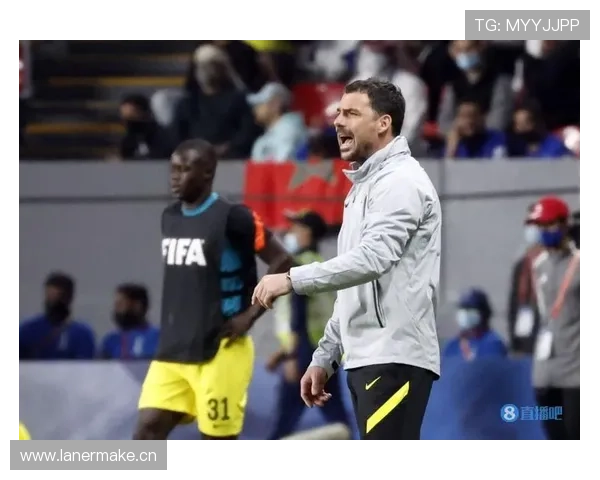 切尔西中场缺关键连接点,运转表面有序但节奏控制能力阶段性受限 切尔西中场缺关键连接点,运转表面有序但节奏控制能力阶段性受限