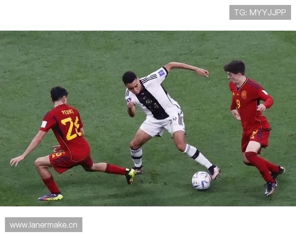 穆西亚拉真实贡献与舆论评价反差分析