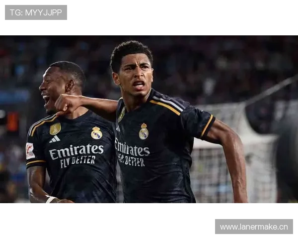 贝林厄姆 vs 齐达内:皇马中场核心的战术角色与进攻影响力对比 贝林厄姆 vs 齐达内:皇马中场核心的战术角色与进攻影响力对比