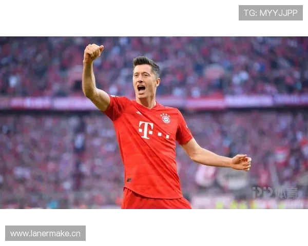 莱万多夫斯基与哈兰德射门点转移及单点驱动趋势