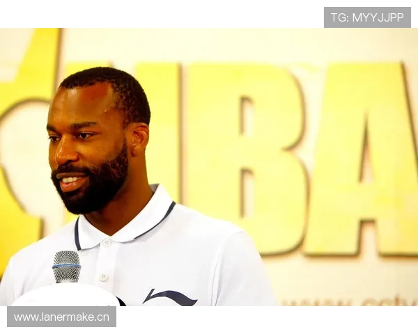 安东尼·戴维斯家里那块地毯都比我整套房值钱，心态碎了