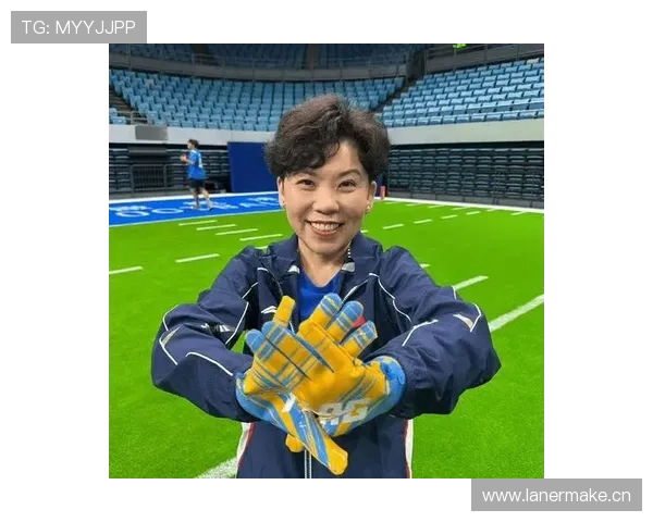 邓亚萍当年每天练球12小时，现在住的别墅比某些明星还壕